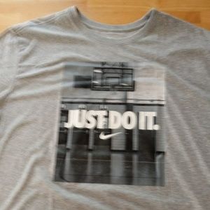 Nike T shirt